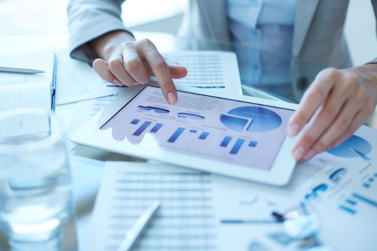 finansine analize 2 1200x800